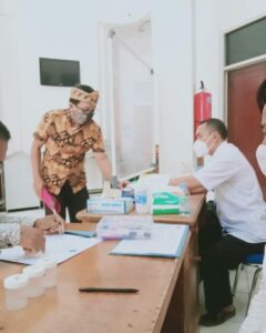 BNNK Karawang Test Urine Calon Kepala Desa di Kabupaten Karawang!!!